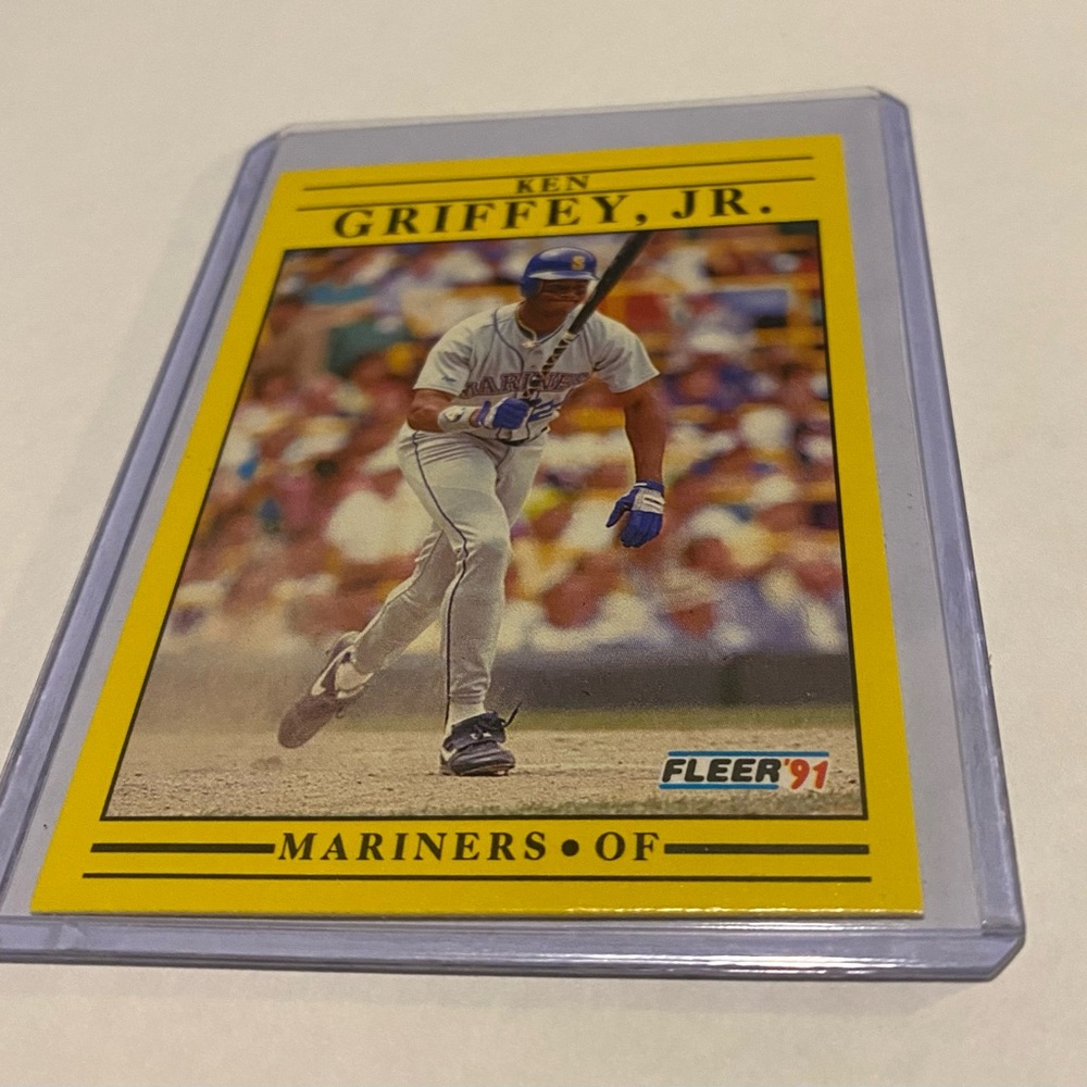Ken Griffey Jr 1991 Fleer Baseball Card #450 Vintage collectible